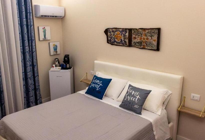 پانسیون Daria S Home Apartment Rooms