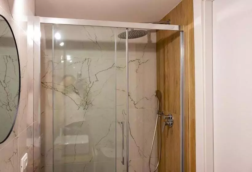 پانسیون Daria S Home Apartment Rooms