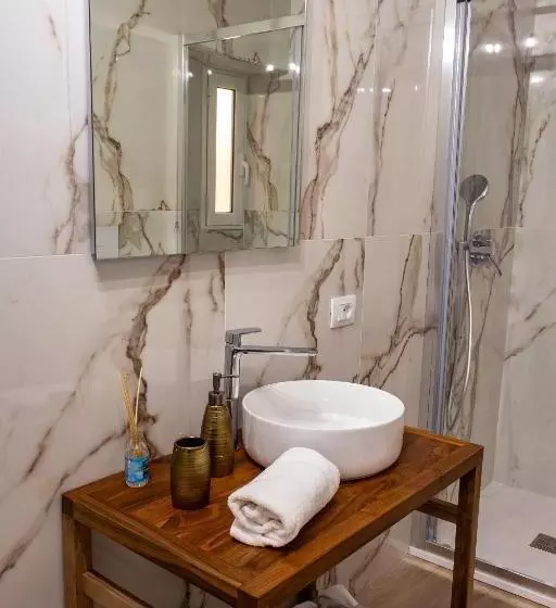 پانسیون Daria S Home Apartment Rooms