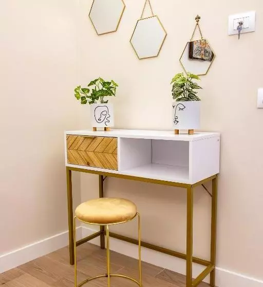 پانسیون Daria S Home Apartment Rooms