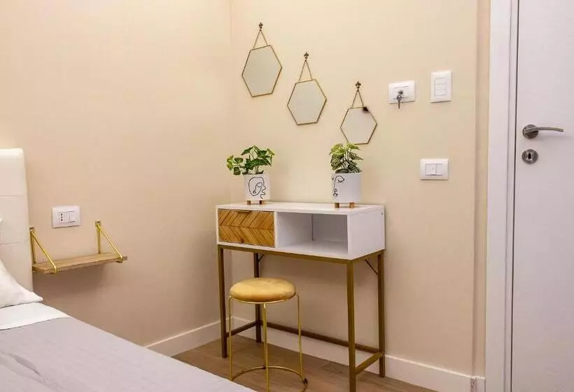 پانسیون Daria S Home Apartment Rooms