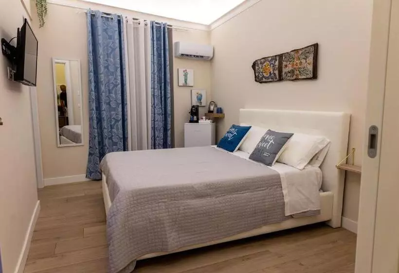 پانسیون Daria S Home Apartment Rooms