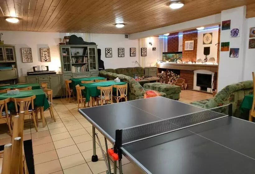 Majatalo Penzion Tesák čerňava