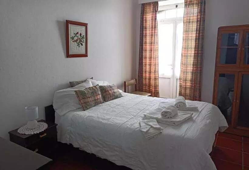 ユースホステル Rosário Guest House