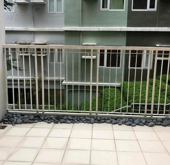 Babaj Staycation At Trees Residence Tower 10