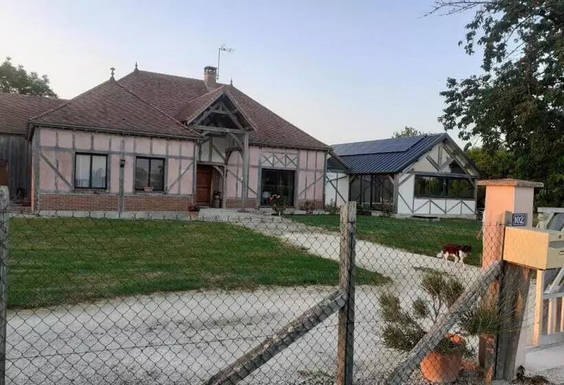 ベッドアンドブレックファースト Au Pans De Bois. Repos Et Détente