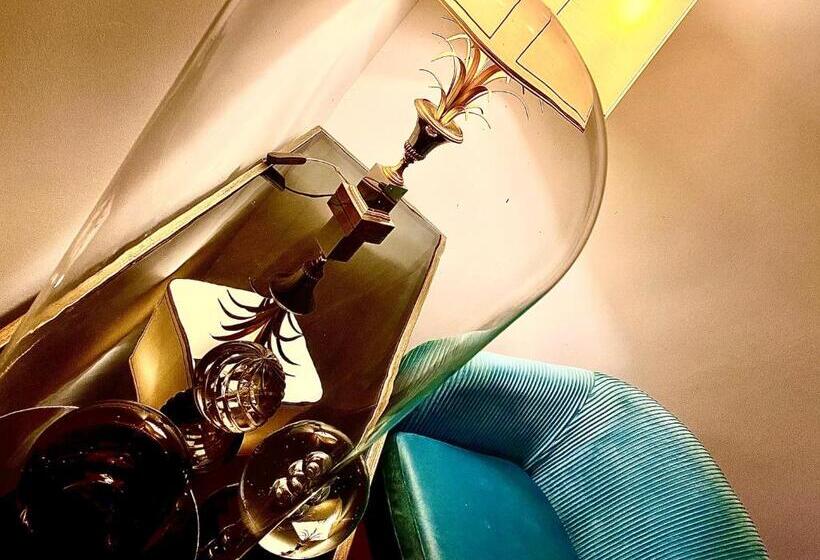 هتل Hôtel Vcb Ciney Centre Ville