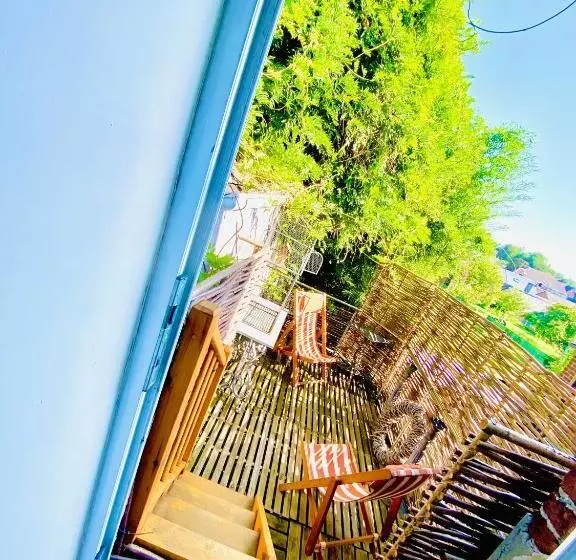 ホテル Hôtel Vcb Ciney Centre Ville