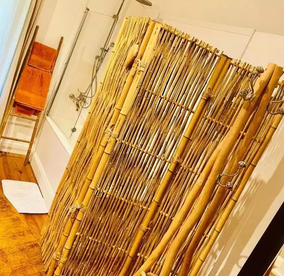 ホテル Hôtel Vcb Ciney Centre Ville