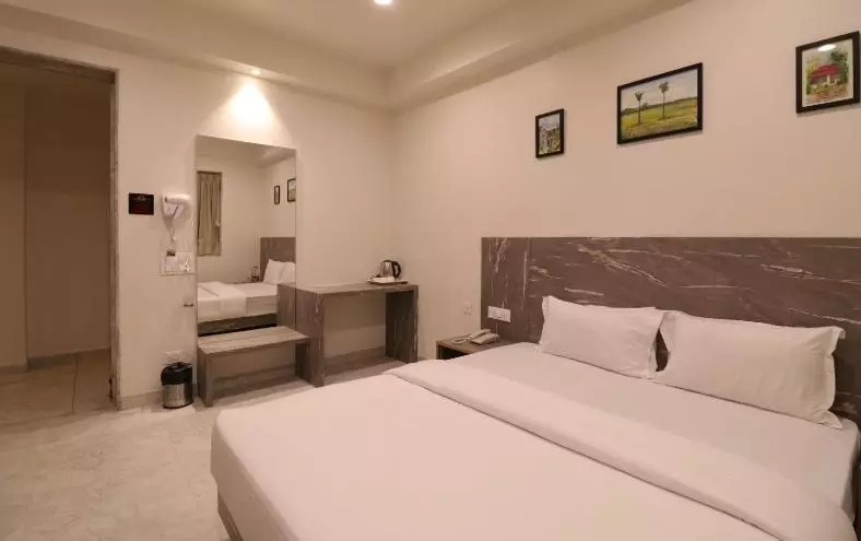 Hotelli Jay Palace Inn