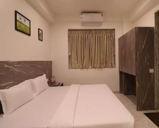 Hotelli Jay Palace Inn