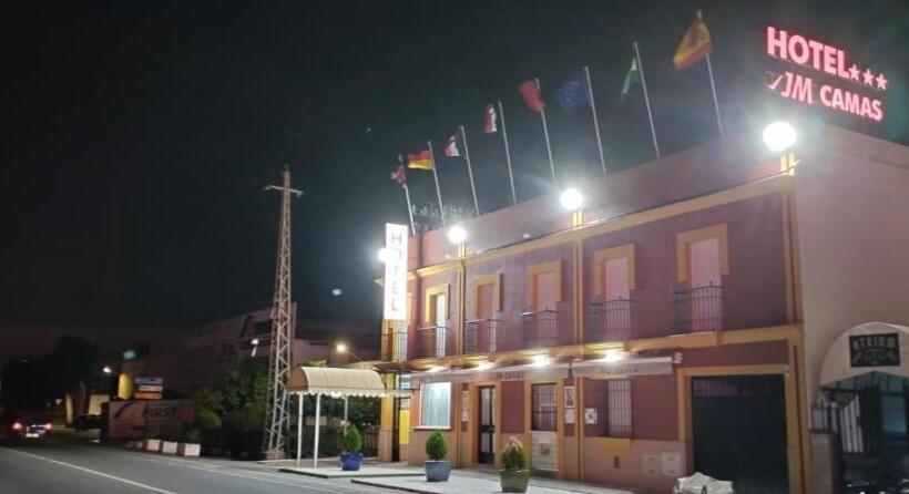 בית מלון כפרי H28 Camas