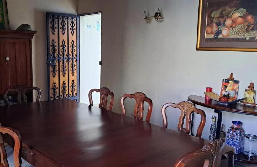 هتل Kartagus Futura