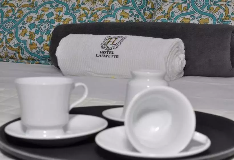 ホテル Lafayette