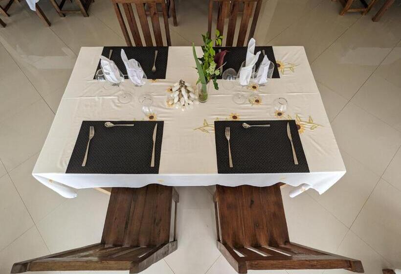 Hotell Oka Forest Lodge