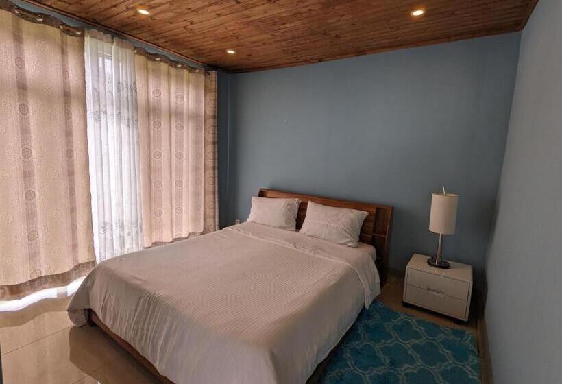 Hotell Oka Forest Lodge