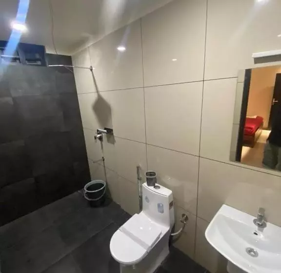 هتل Redbell Suites Kizhisseri