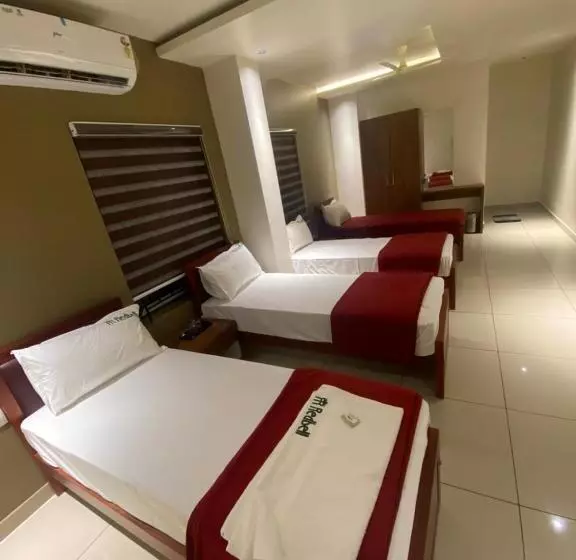 هتل Redbell Suites Kizhisseri