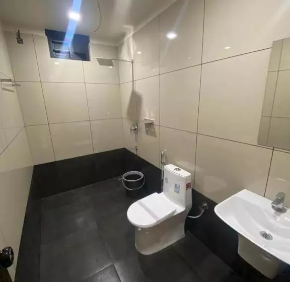 هتل Redbell Suites Kizhisseri