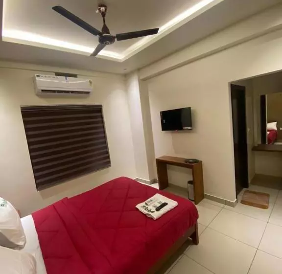 هتل Redbell Suites Kizhisseri