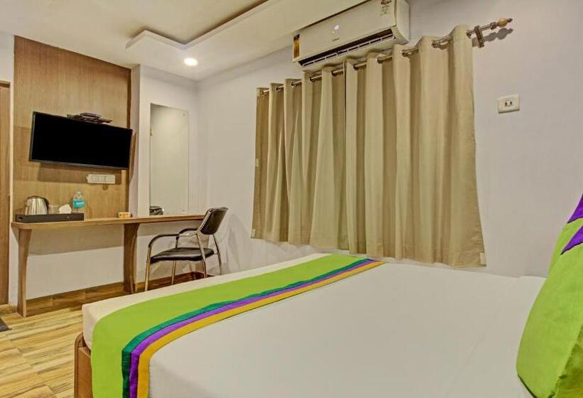 فندق Royal Crowne Near Kolkata Airport
