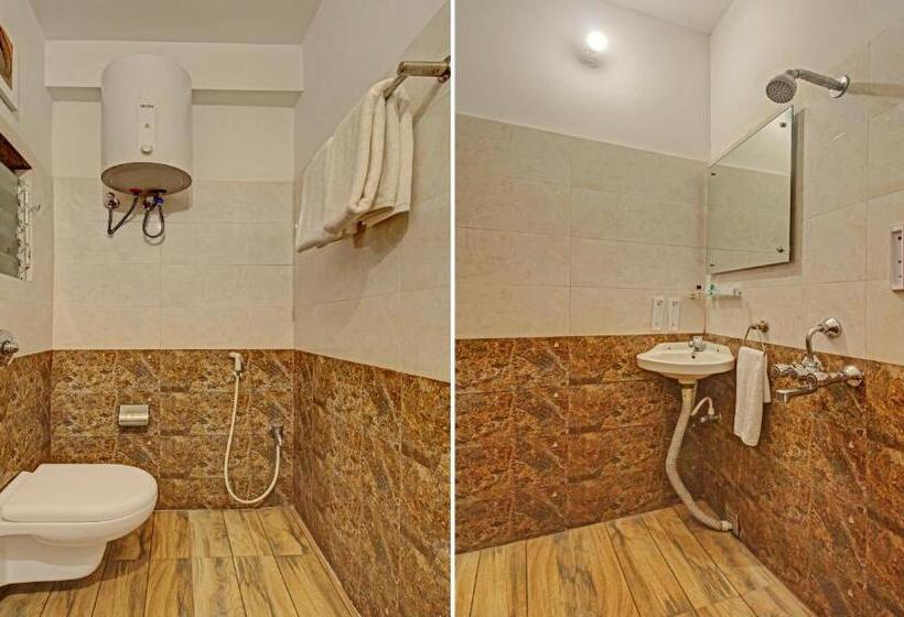 فندق Royal Crowne Near Kolkata Airport