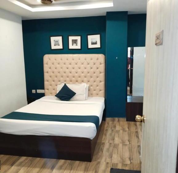 فندق Royal Crowne Near Kolkata Airport