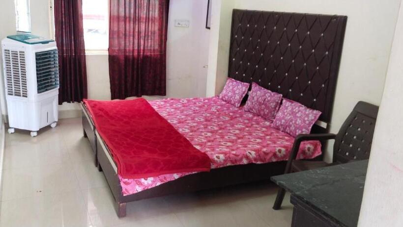 בית מלון כפרי Sun Shine Mp Residency