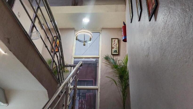 בית מלון כפרי Sun Shine Mp Residency