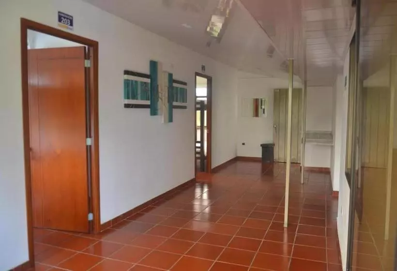Hotelli Villa Bernal