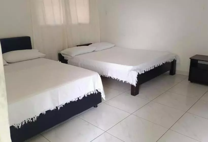 Hotelli Villa Bernal