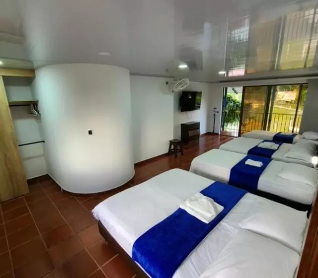 Hotelli Villa Bernal