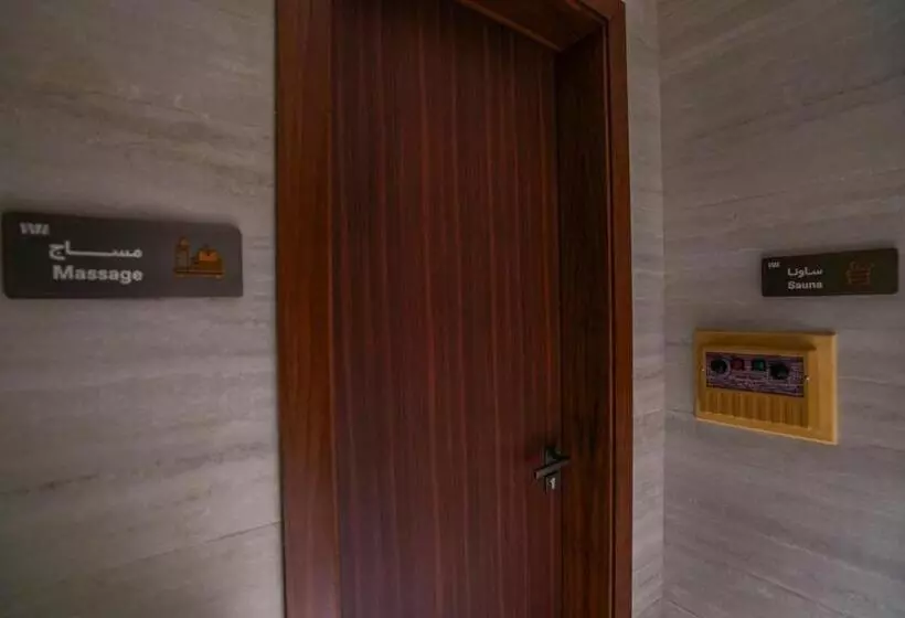 Hotelli Vivian Park El Raeid