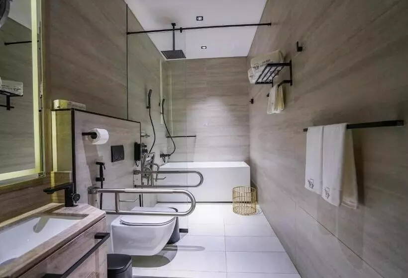 Hotelli Vivian Park El Raeid