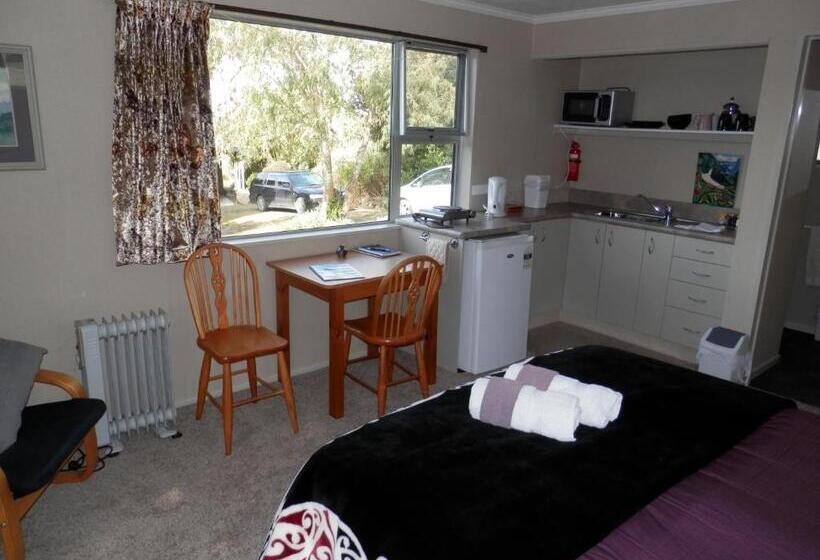 מוטל Papatowai Kereru Cabin