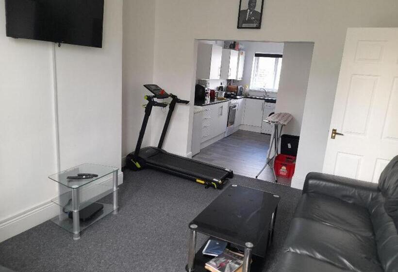 پانسیون Accane