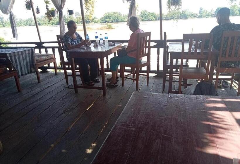 پانسیون Champa Guesthouse