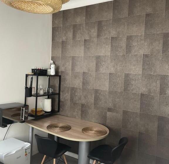 پانسیون Chez Auguy Et Deborah