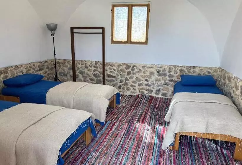 پانسیون Farm’s Guest Room