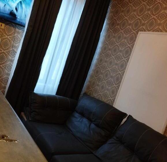 پانسیون Guesthouse Oni Li