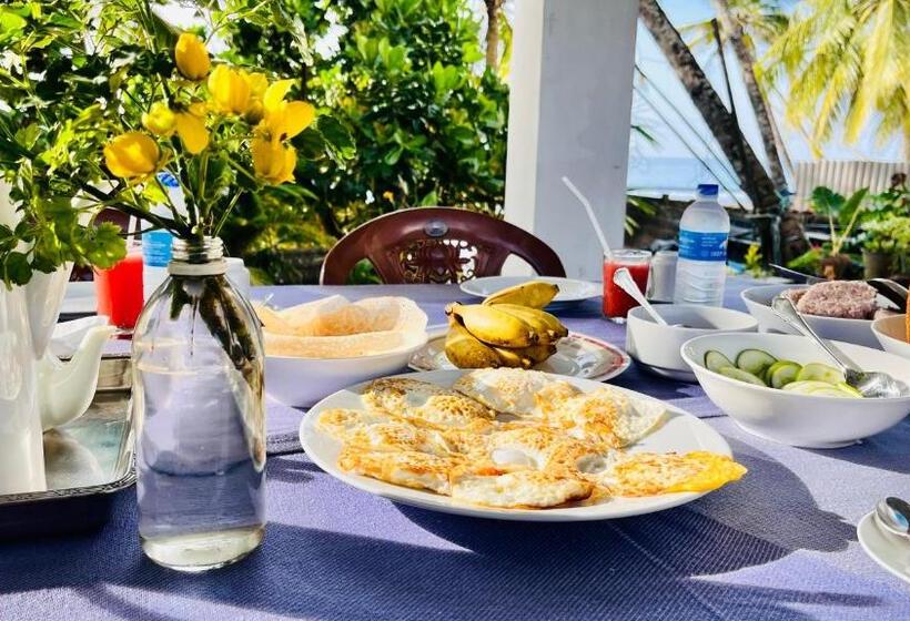 ペンション Lucky Pearl Beach Resort