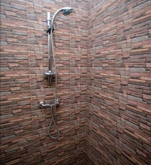 膳宿费 Villa Popolan And Guest House