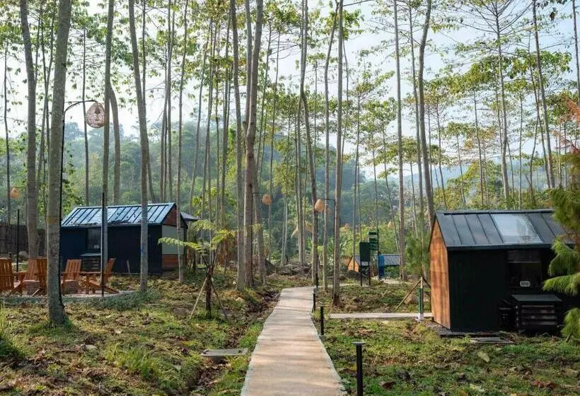 Lomakeskus Bobocabin The Tavia, Puncak