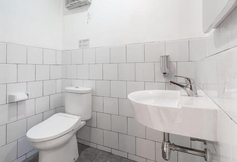 Resort Bobocabin The Tavia, Puncak