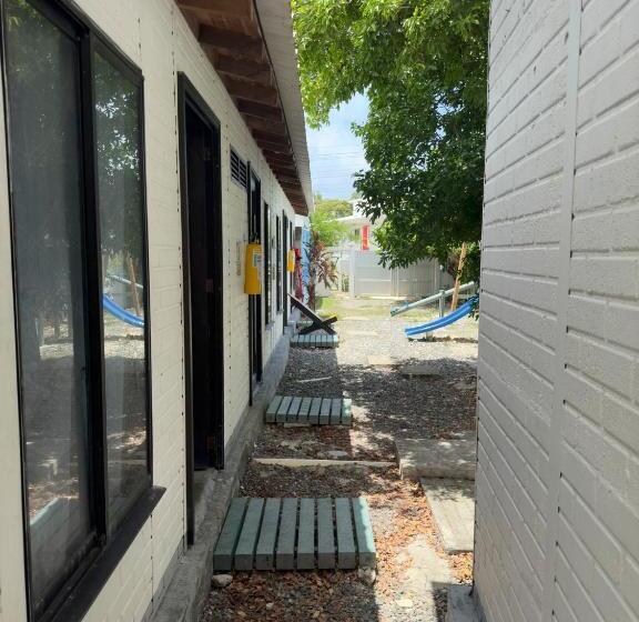 هاستل Posada Miss Anibel