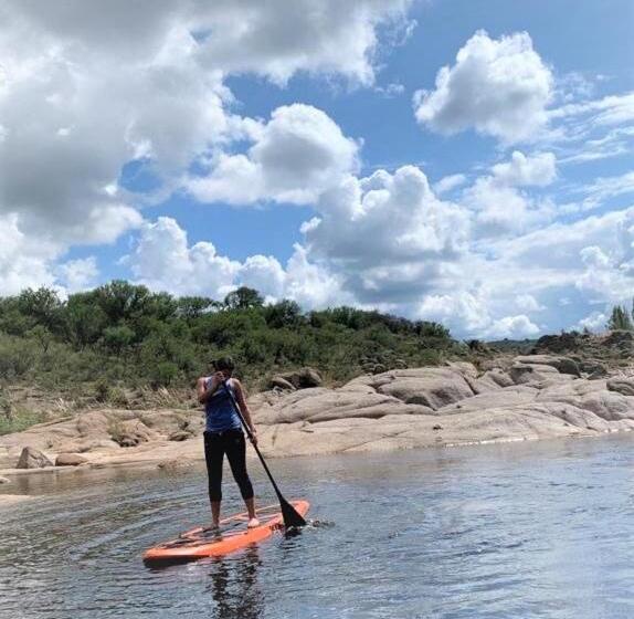 ベッドアンドブレックファースト Cabañas El Moradillo