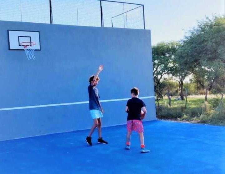 ベッドアンドブレックファースト Cabañas El Moradillo