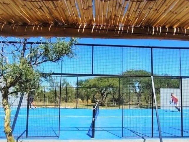 ベッドアンドブレックファースト Cabañas El Moradillo