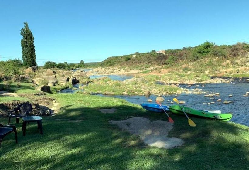 ベッドアンドブレックファースト Cabañas El Moradillo