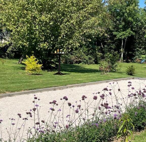 צימר Domaine La Buissonnière